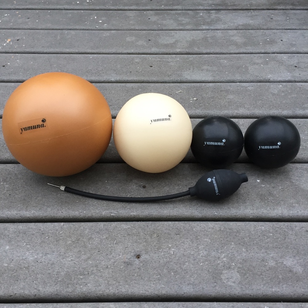 Yamuna Ball Set